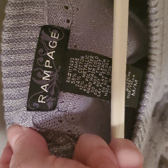 🆕️WOMENS RAMPAGE SILVER BABY DOLL SWEATER SIZE MEDIUM & LARGE ☆NEW☆ - Picture 3 of 6